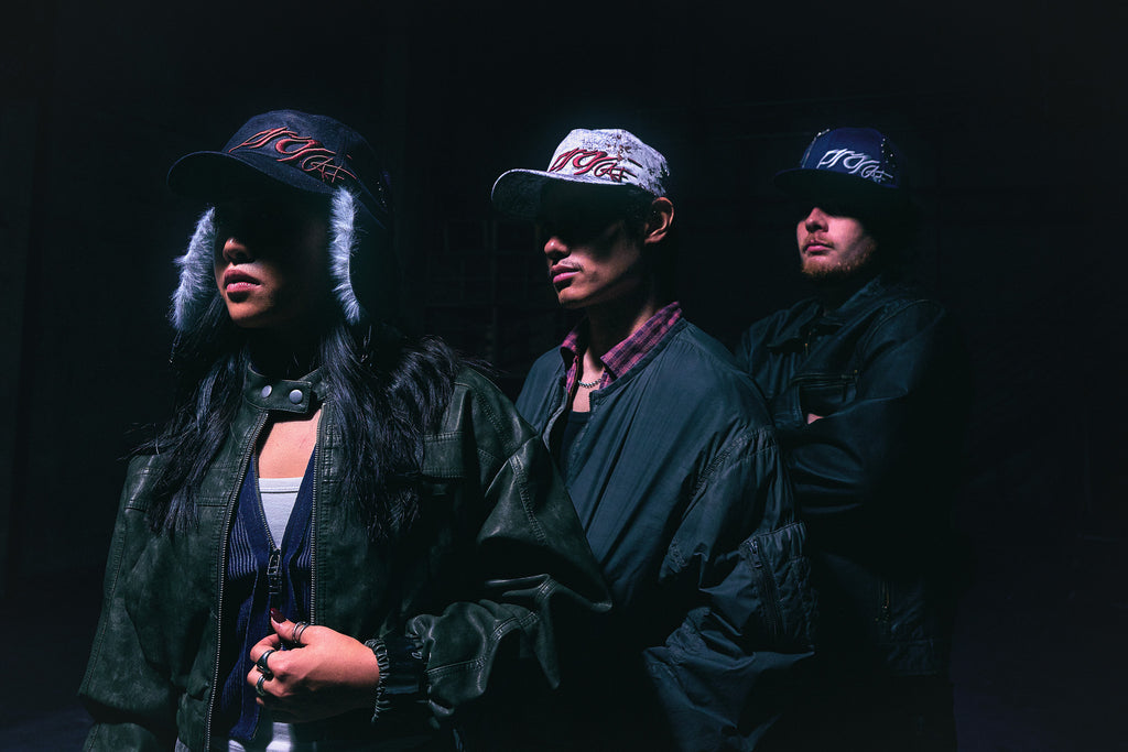 ANTIFRAGILE CAMO STRAPBACK - GREY/RED